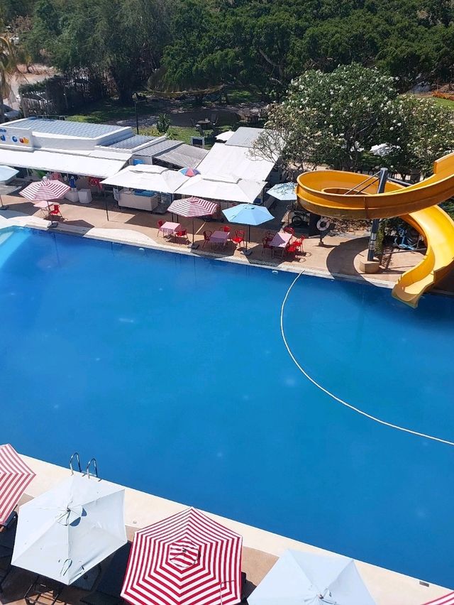 โรงแรมติดทะเล ชายหาดสุดฟิน ราคาประหยัด