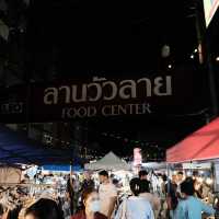 ถนนคนเดินท่าแพ (Tha Phae Walking Street)