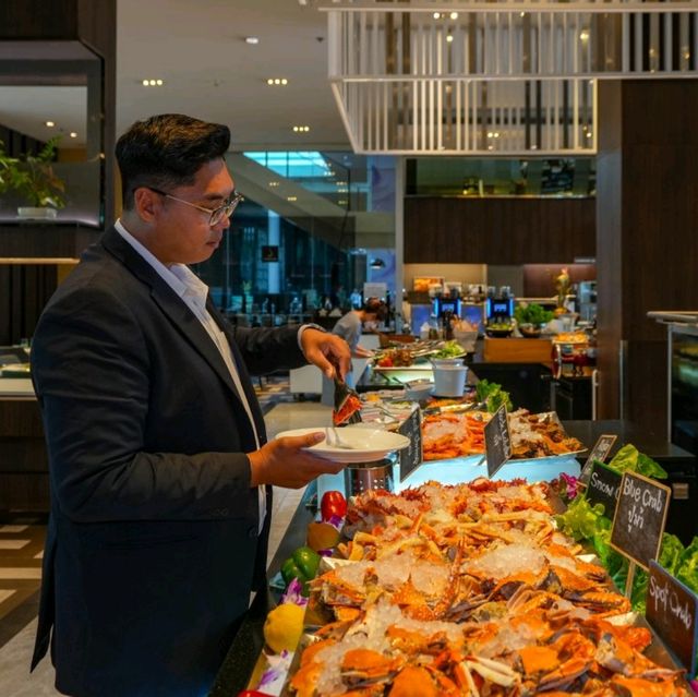 ลากแฟนไปกินมื้อแฮปปี้วันอาทิตย์​อร่อยๆที่​Pullman​