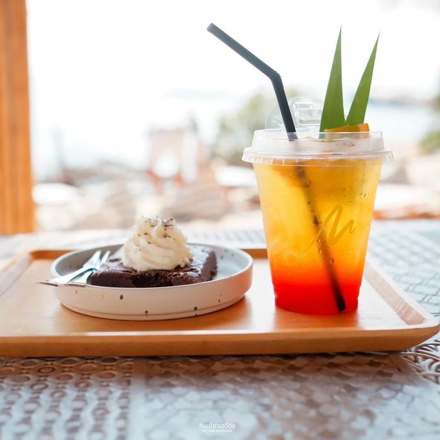 คาเฟ่สไตล์บาหลีบนเกาะล้าน สวยมาก🏖️