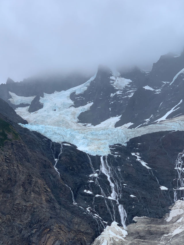 Trekking the W in Torres Del Paine 🏕️🥾🏔️