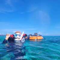 CRSYTAL CLEAR WATER WITH CORAL REEF