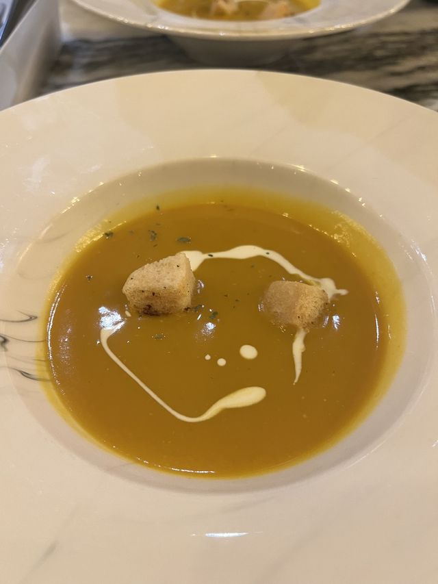 中伏😔又要等又唔好味🥹