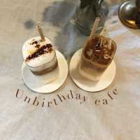 Unbirthday cafe คาเฟ่ใกล้ bts พร้อมพงษ์