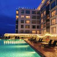 馬來西亞🇲🇾沙巴✨🌊浪漫🈵️分泳池夜景🌃📍 Kota Kinabalu Marriott Hotel
