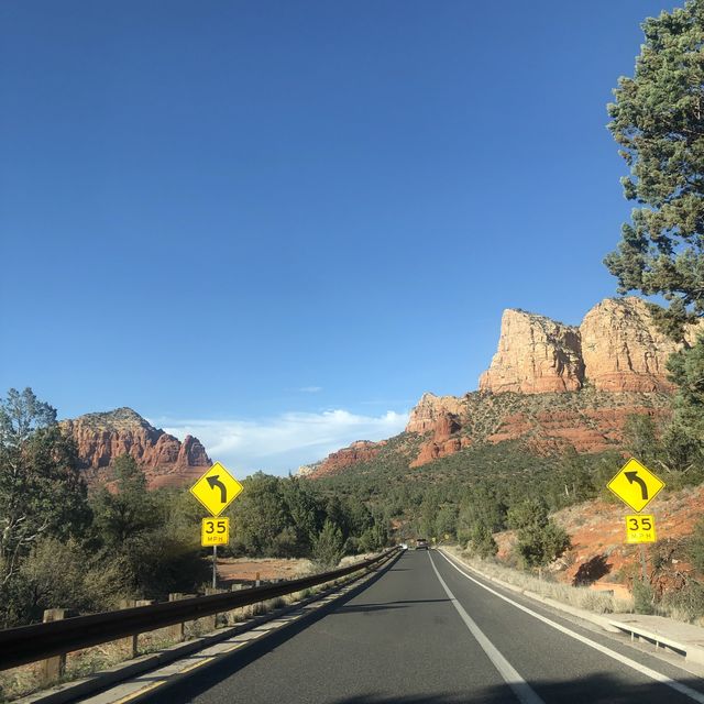 The stunning red rocks of Sedona ⛰️ 🌞 🌲 