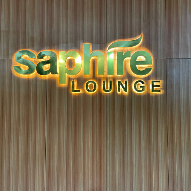 Saphire Lounge: Travel Bliss Found!