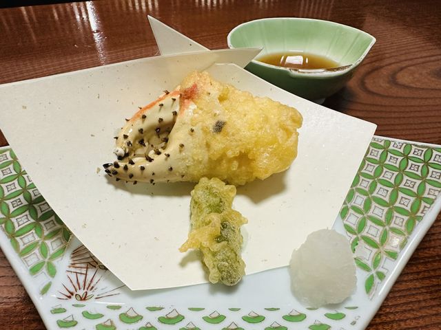 日本名古屋｜半世紀歷史蟹肉料理專門店