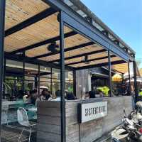 Sisterfields Cafe