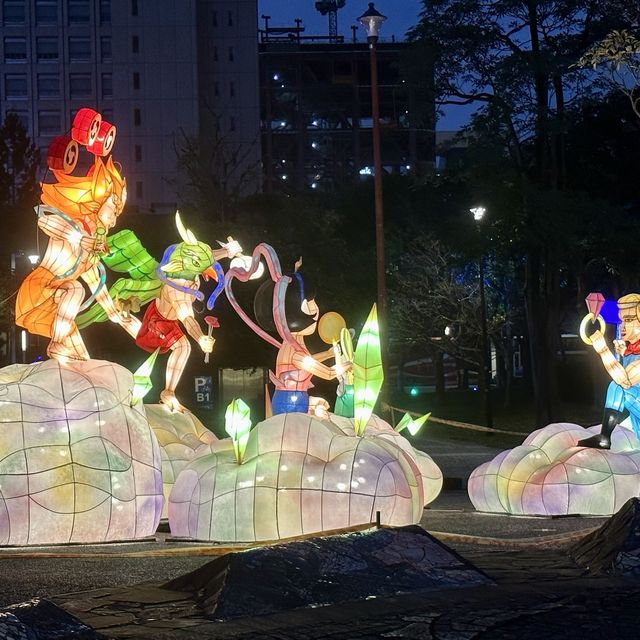 台北市政府前廣場公園的元宵燈會.非看不可