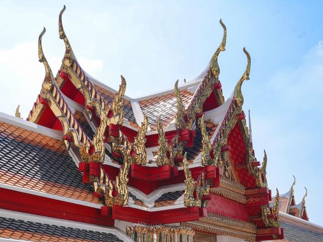 ไหว้พระขอพร เสริมความปัง วัดพระเชตุพนฯ 