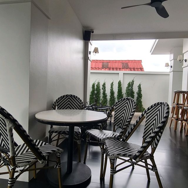 Balance คาเฟ่ปากเซ ร้านสวยน่านั่งในลาว ที่ห้ามพลาด