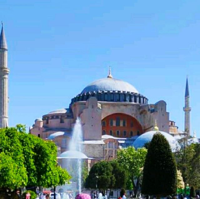 MAGNIFICENT BLUE MOSQUE!