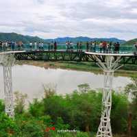 สกายวอร์คเชียงคาน จุดชมวิวแม่น้ำสองสี