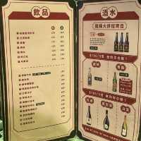 玩味十足的大排檔，打卡美食兩不誤