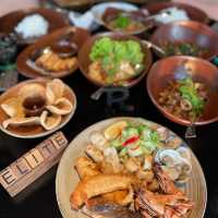 เดินเล่น หาดไม้ขาว ภูเก็ต