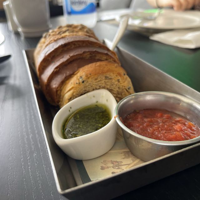 🇮🇳도우가 쫄깃한 시감이 살아있는 맛있는 피제리아 “Toscano“