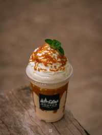 คาเฟ่ป่าสนริมอ่างเก็บน้ำห้วยท่าเคย