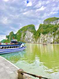 Explore Halong Bay With Cozy Bay Cruise 🌊