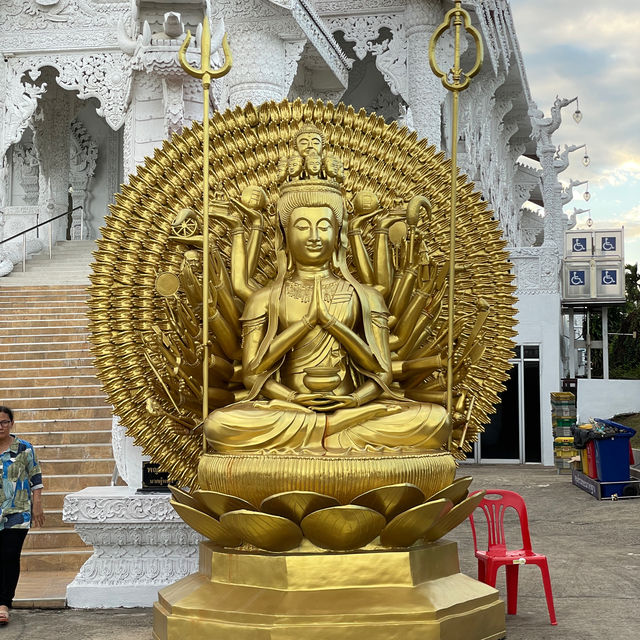 Goddess Tower: Chiang Rai Majesty