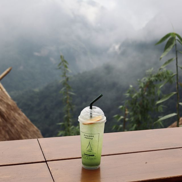 เที่ยวผาฮี้ นอนที่ Phahee valley
