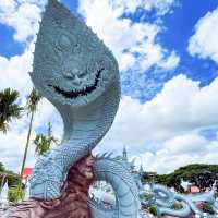 วัดไตรสามัคคี (เกาะนาคเมืองบาดาล)