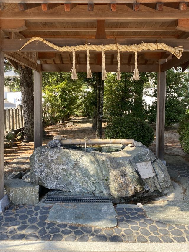 淡路島洲本の海岸に建つ住吉神社