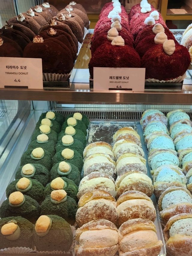 🍩아직도 핫한 수원 스타필드 디저트, "노티드"🍩