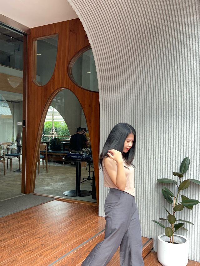 FENS cafeที่ไม่ลับ