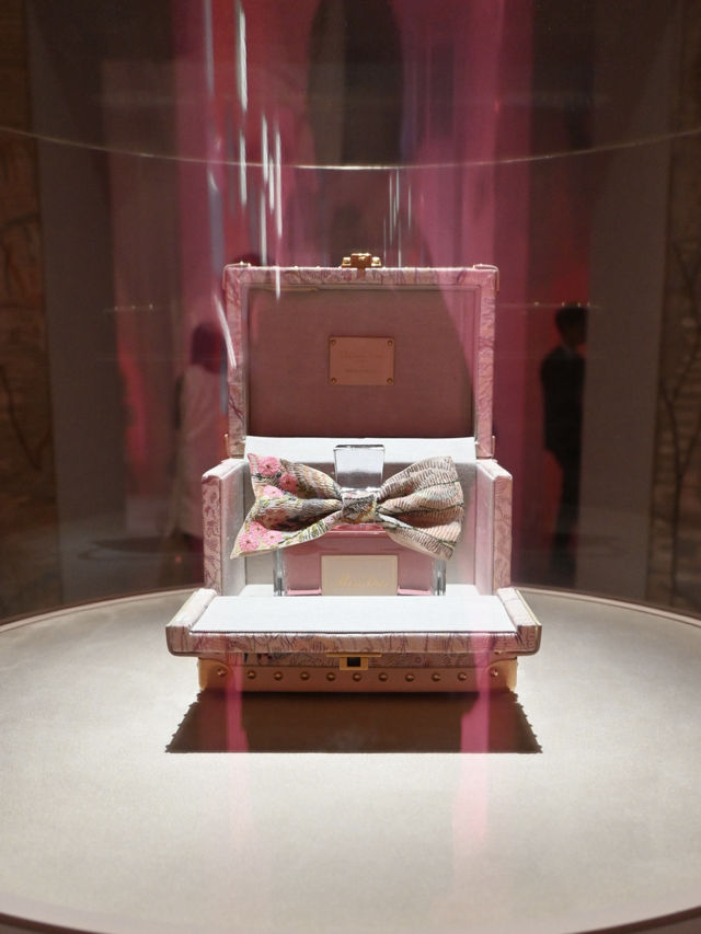 【入場無料】DIORの展覧会MISS DIOR EXHIBITION ある女性の物語✨