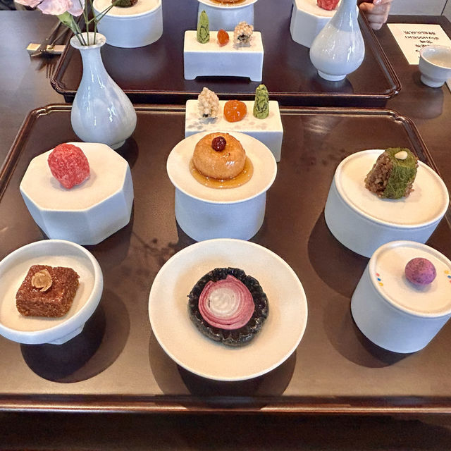 【東京/成城学園前】70種類以上の食材を使用した韓菓子コース　보석（HOSEKI）