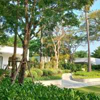 ไปพักใจที่ the standard หัวหิน