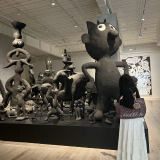 WHITE RABBIT MUSEUM ! 