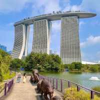 Iconic view of Marina Bay in Singapore 