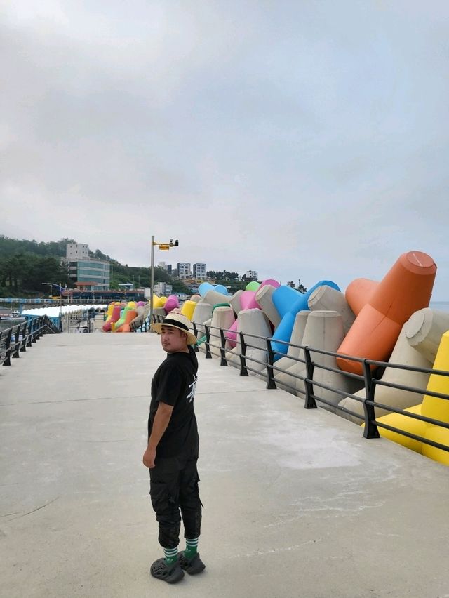 알록달록 아름다운 어달항 테트라포트