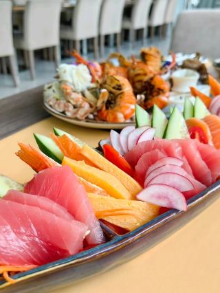 Unlimited Fresh Seafood at Novotel Bangkok IMPACT