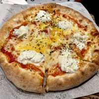 觀塘海濱道人氣手工薄餅🍕