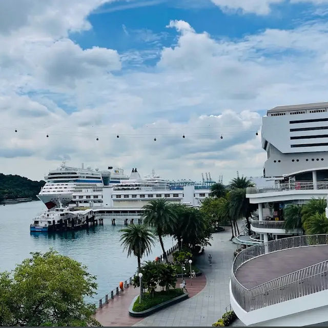 VivoCity: A Shopper's Paradise by the Sea