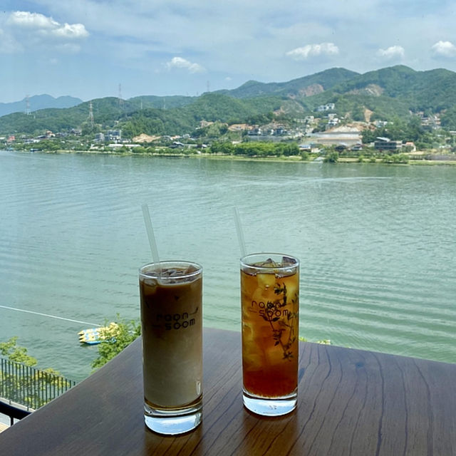 【韓国】ナムヤンジュの川を見ながらカフェタイム🍽️