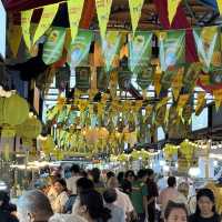 อิ่มบุญและอิ่มท้อง กับ ตลาดยิ่งเจริญสะพานใหม่