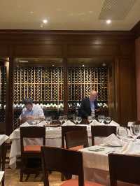 【ドミニカグルメ】知る人ぞ知る 高級スペイン料理店🍷
