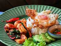 คาเฟ่น่ารัก บ้านไร่พอเพียง แก่งคอย สระบุรี 
