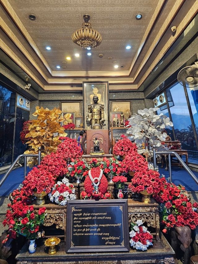ศาลเสด็จในกรมหลวงชุมพรเขตอุดมศักดิ์