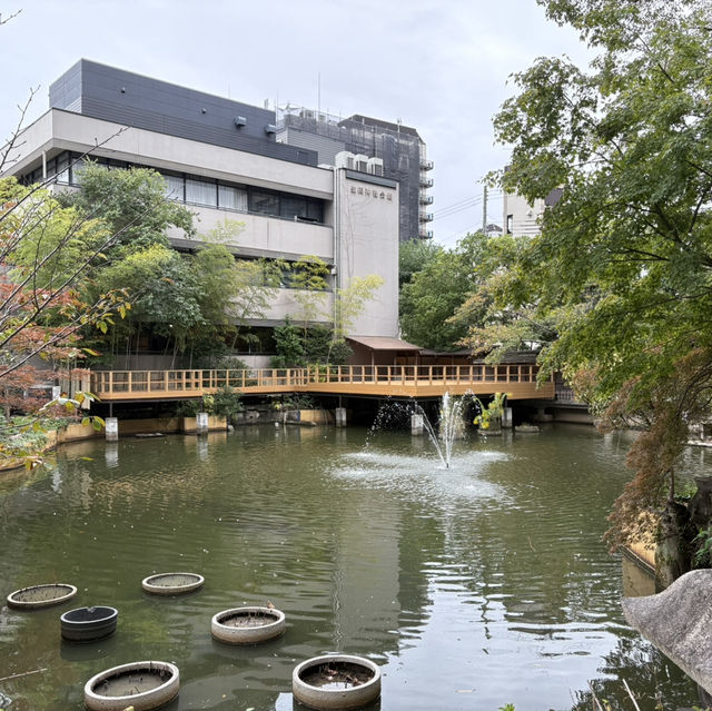 ⛩️神戶 生田神社 繪馬是愛心❤️跟熊熊🐻造型 超卡哇伊
