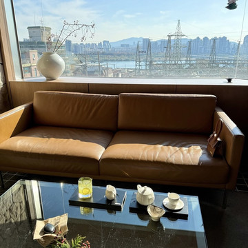 カフェ ソファ 韓国】景色が最高、ソファ席がたくさんあるカフェ | Trip.com ソウル