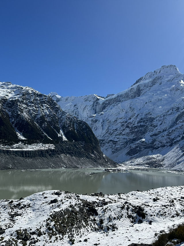 Hooker Valley Track: A Journey to New Zealand’s Iconic Alpine Beauty