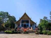 หนึ่งในพระธาตุเก้าจอม บนดอยจอมแว่ อายุกว่า ๗๐๐ ปี