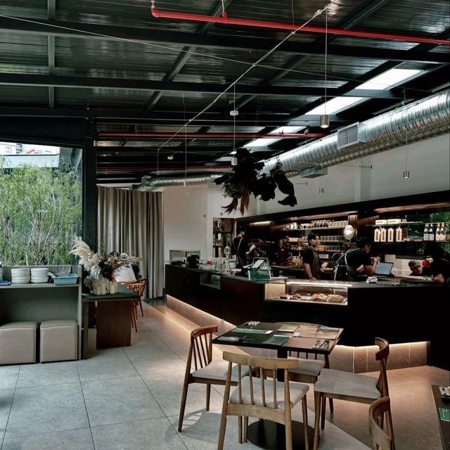 Flat 18 in Petaling