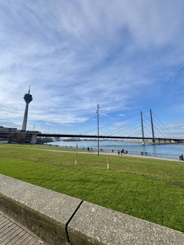 The vibrant city of Düsseldorf 