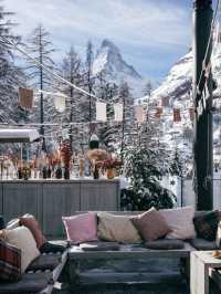 St. Moritz: The Glamorous Alpine Getaway ❄️🏔️✨